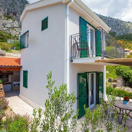 House Biokovo Holiday home *